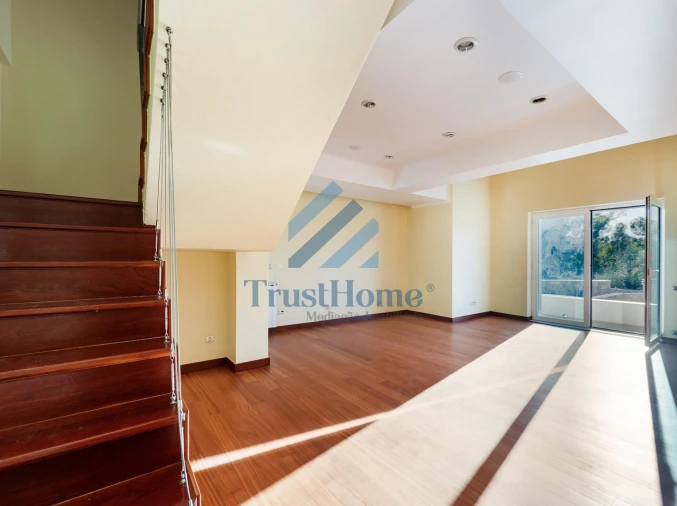 Moradia T6 para Venda em Queluz e Belas Foto 42