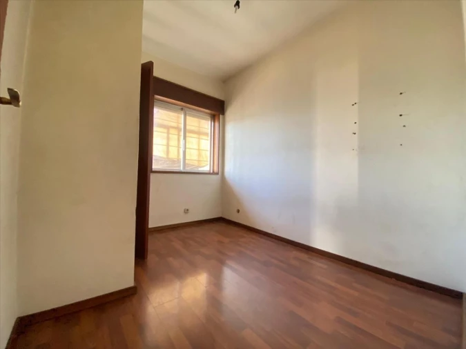 Apartamento T2 para Venda em Arcozelo Foto 12