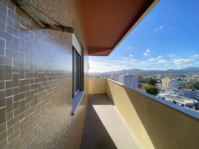 Apartamento T2 para Venda em Arcozelo Foto 7