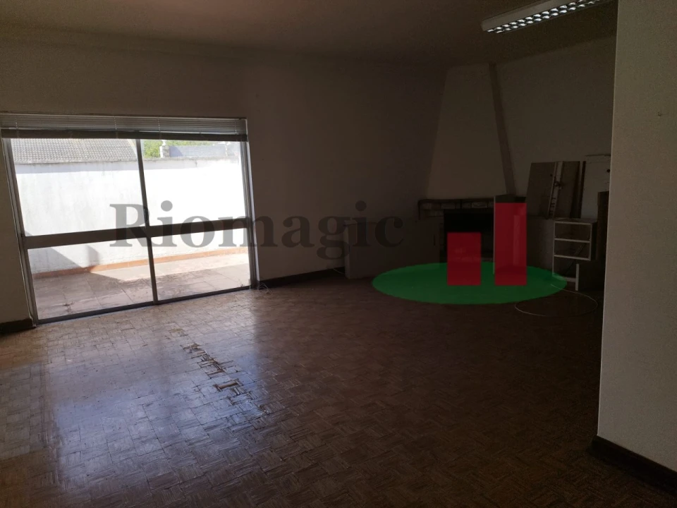 Apartamento T3 para Venda em Minde Foto 12