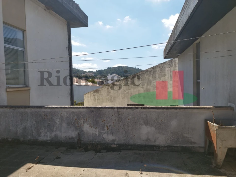 Apartamento T3 para Venda em Minde Foto 27
