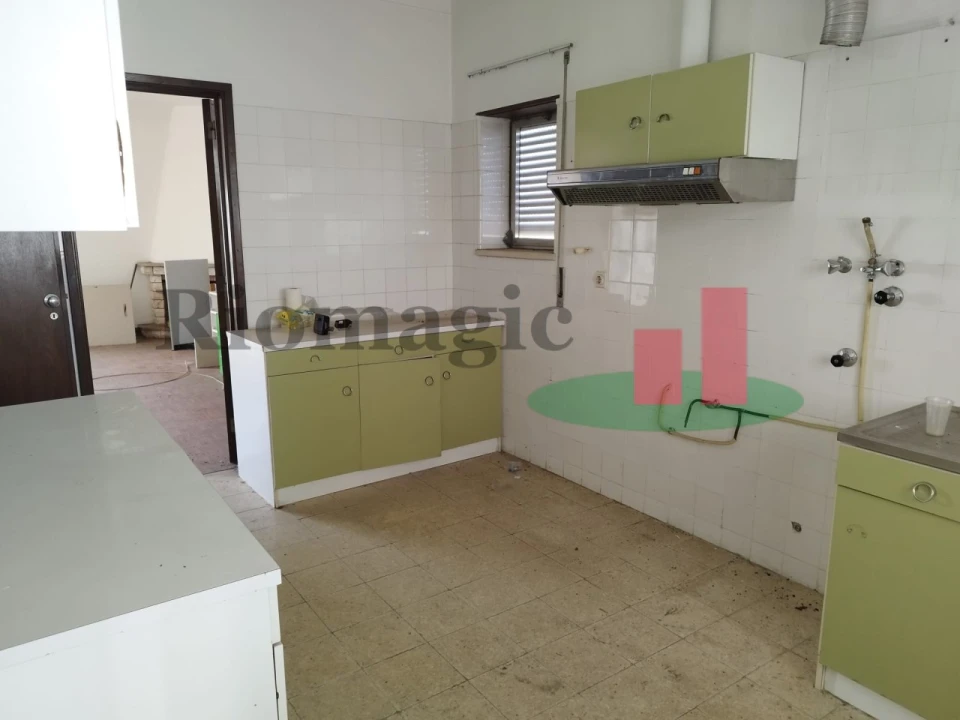 Apartamento T3 para Venda em Minde Foto 1