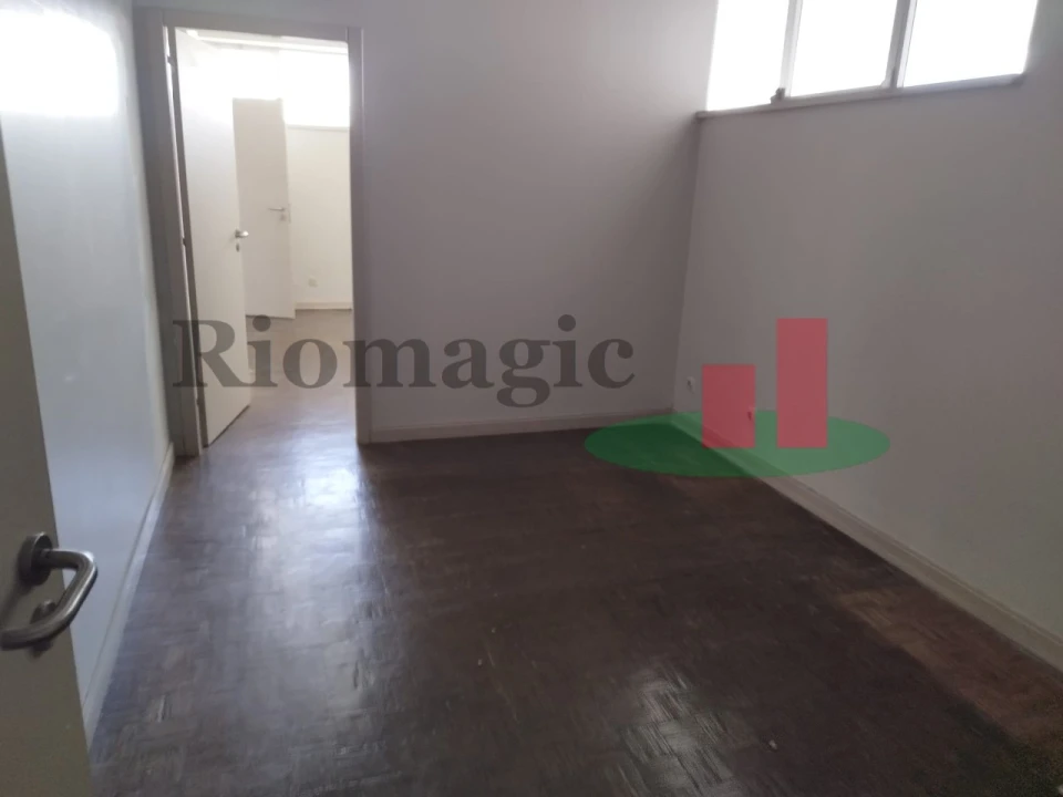 Apartamento T3 para Venda em Minde Foto 47