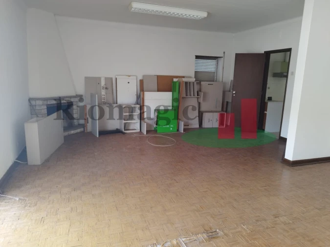 Apartamento T3 para Venda em Minde Foto 11