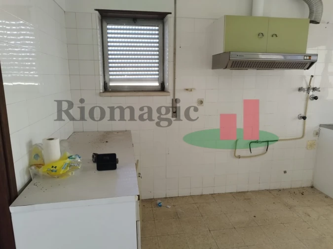 Apartamento T3 para Venda em Minde Foto 4