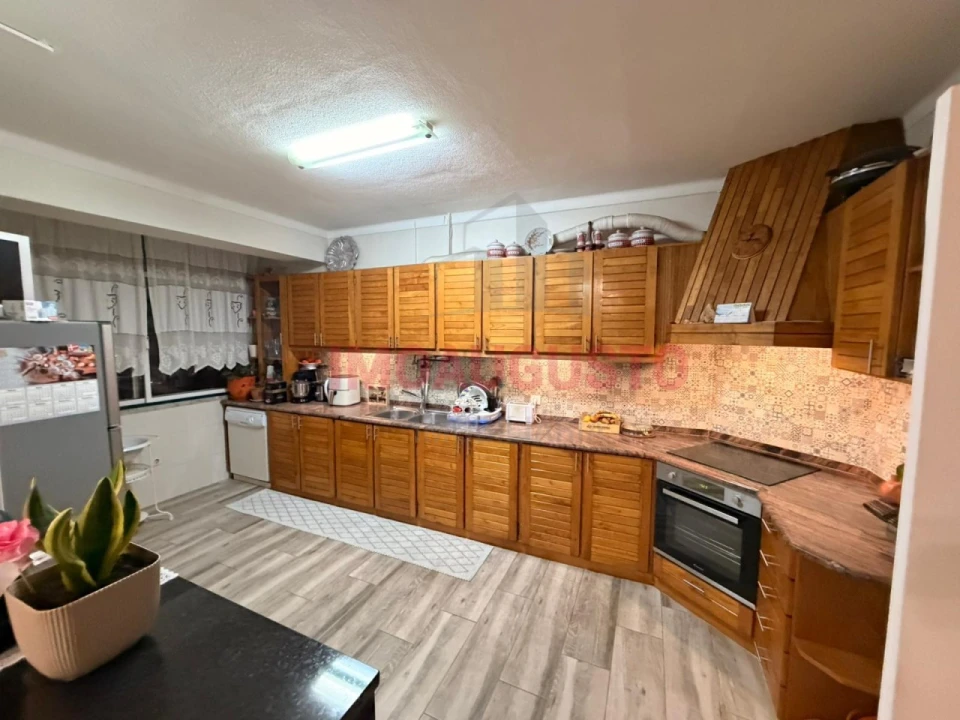 Apartamento T3 para Venda em Guarda Foto 1