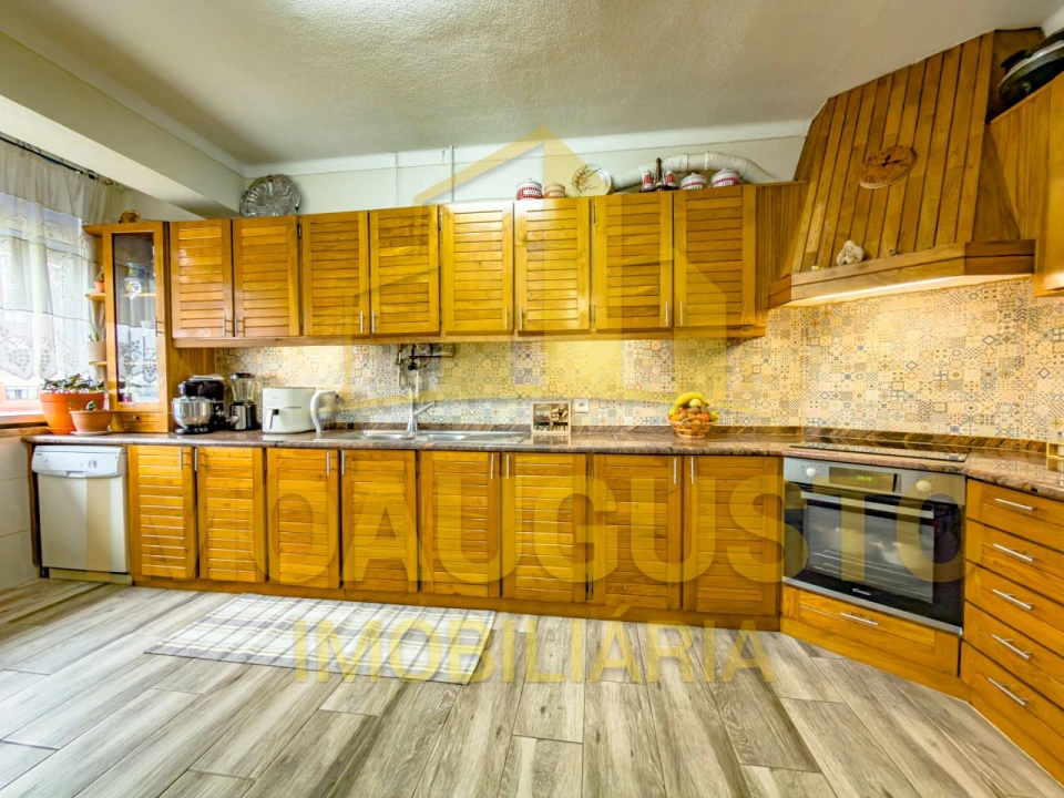 Apartamento T3 para Venda em Guarda Foto 2