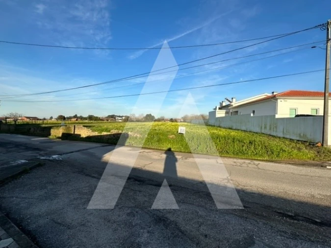 Moradia T3 para Venda em Oliveirinha Foto 9