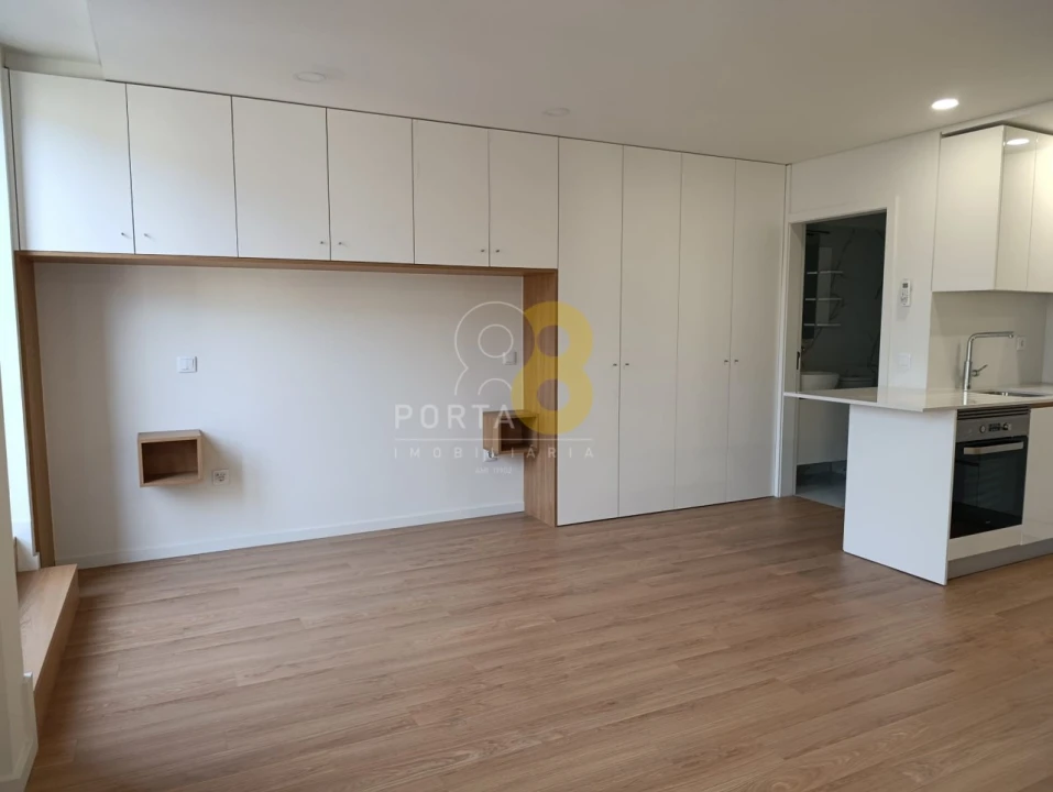 Apartamento para Venda em Cedofeita, Santo Ildefonso, Sé, Miragaia, São Nicolau e Vitória Foto 11