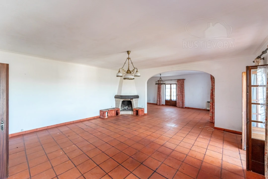 Quinta T5 para Venda em Bacelo e Senhora da Saúde Foto 3