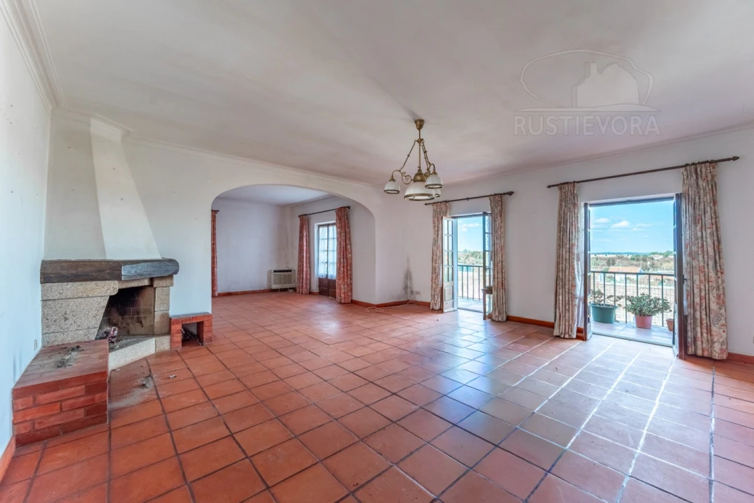 Quinta T5 para Venda em Bacelo e Senhora da Saúde Foto 2