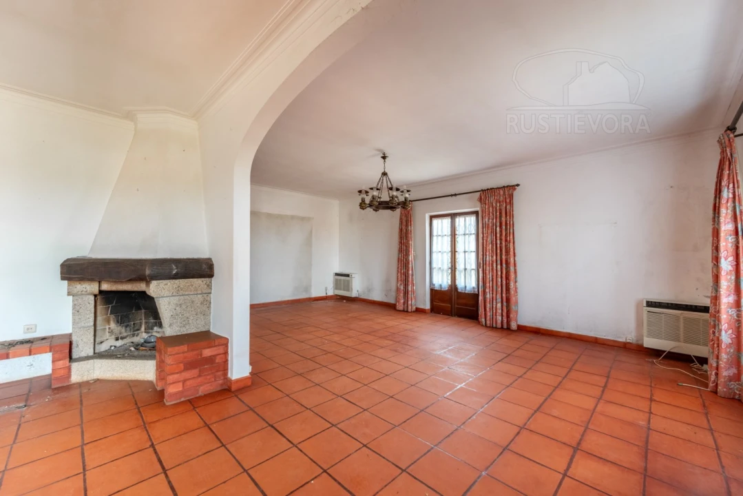 Quinta T5 para Venda em Bacelo e Senhora da Saúde Foto 4