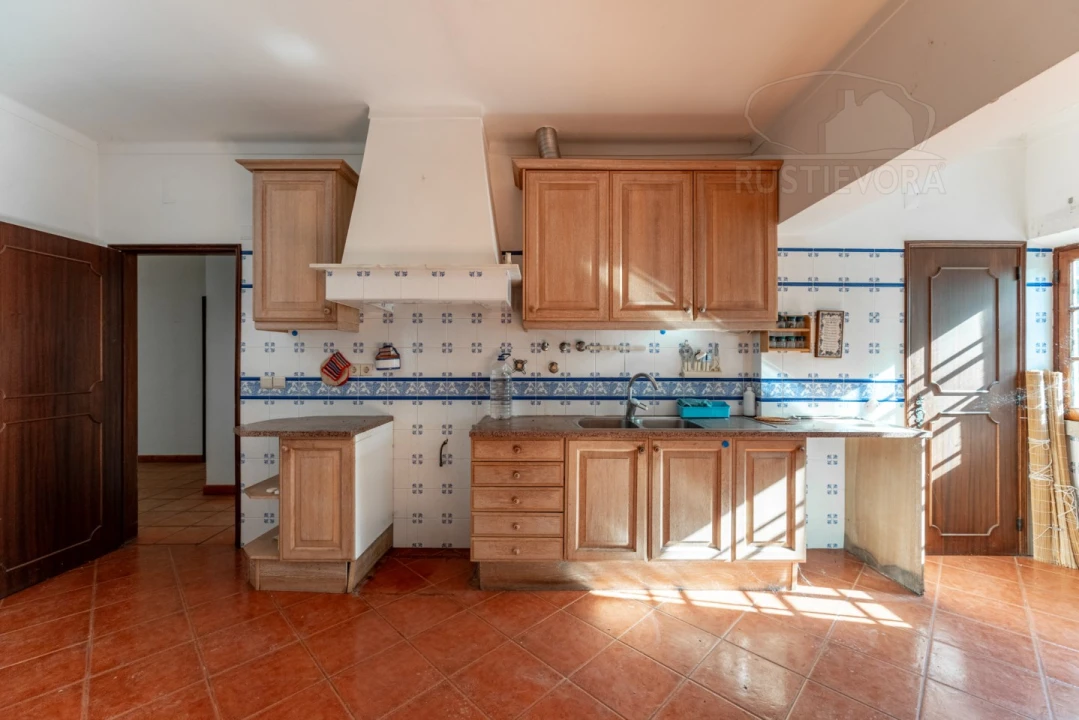 Quinta T5 para Venda em Bacelo e Senhora da Saúde Foto 15