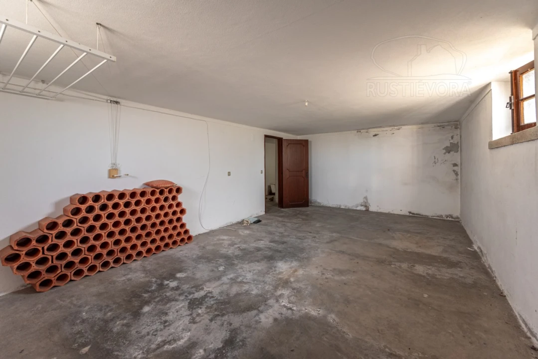 Quinta T5 para Venda em Bacelo e Senhora da Saúde Foto 43