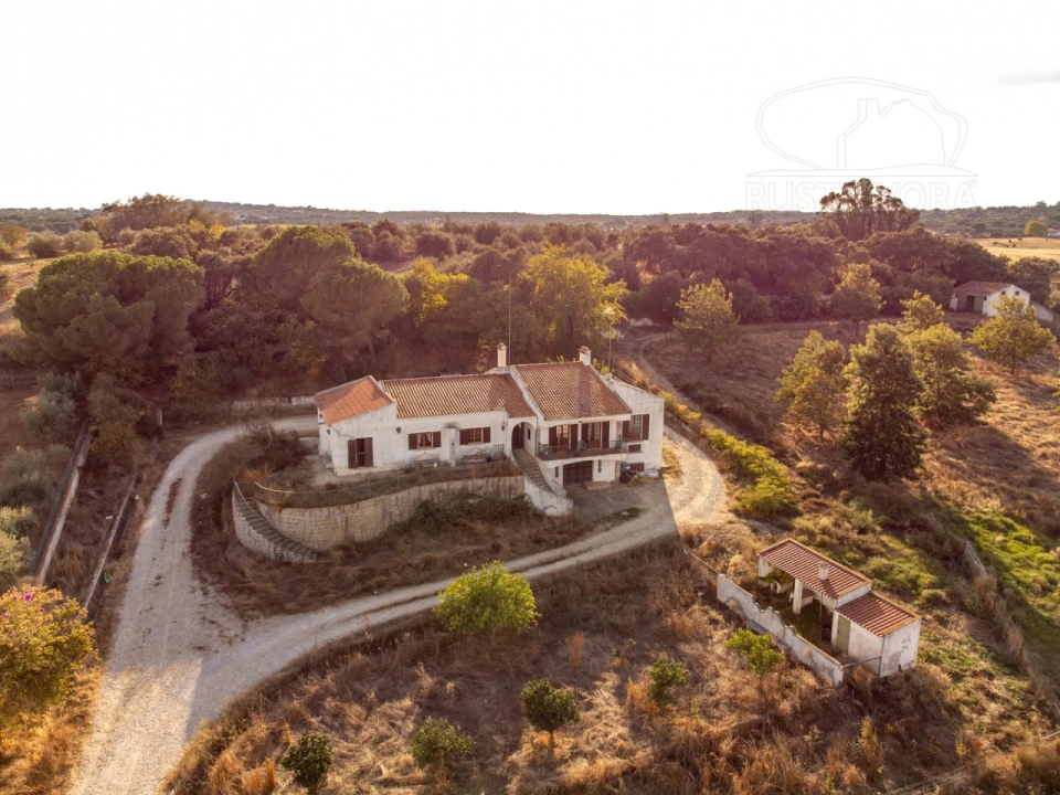 Quinta T5 para Venda em Bacelo e Senhora da Saúde Foto 69