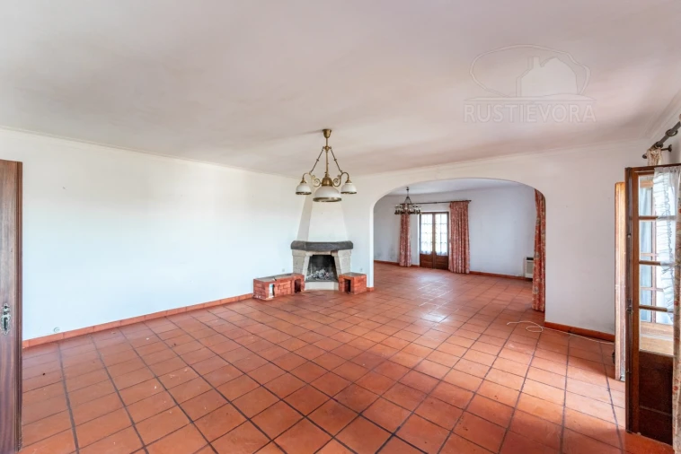 Quinta T5 para Venda em Bacelo e Senhora da Saúde Foto 3