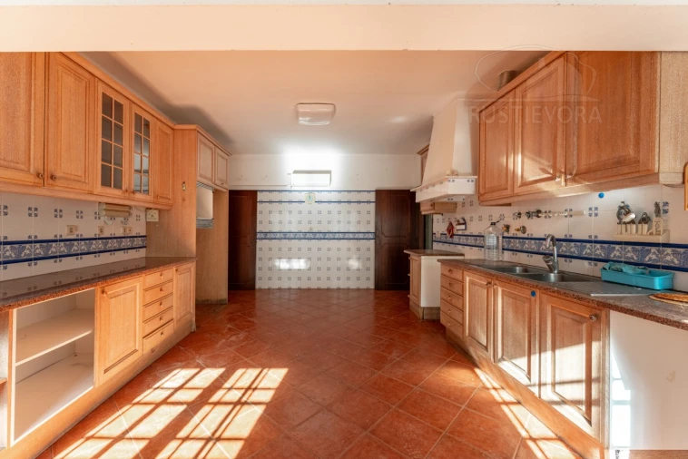 Quinta T5 para Venda em Bacelo e Senhora da Saúde Foto 13