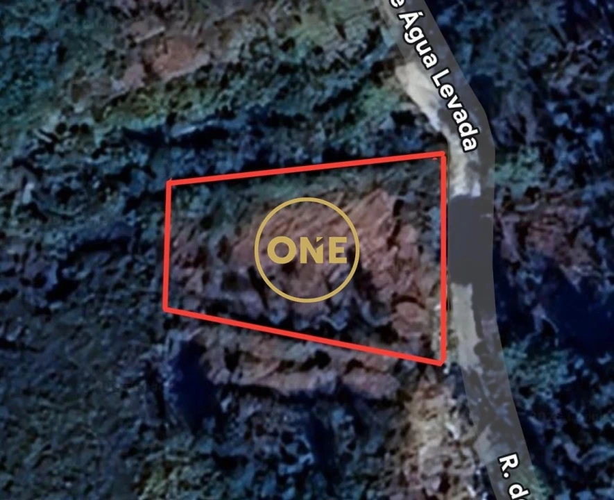 Terreno para Venda em Estorãos Foto 3