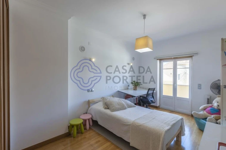 Moradia T4 para Venda em São Domingos de Rana Foto 20