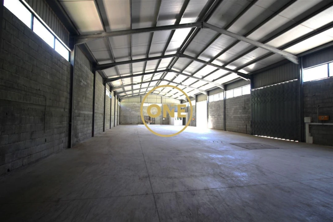 Armazém para Arrendamento em Rego Foto 10