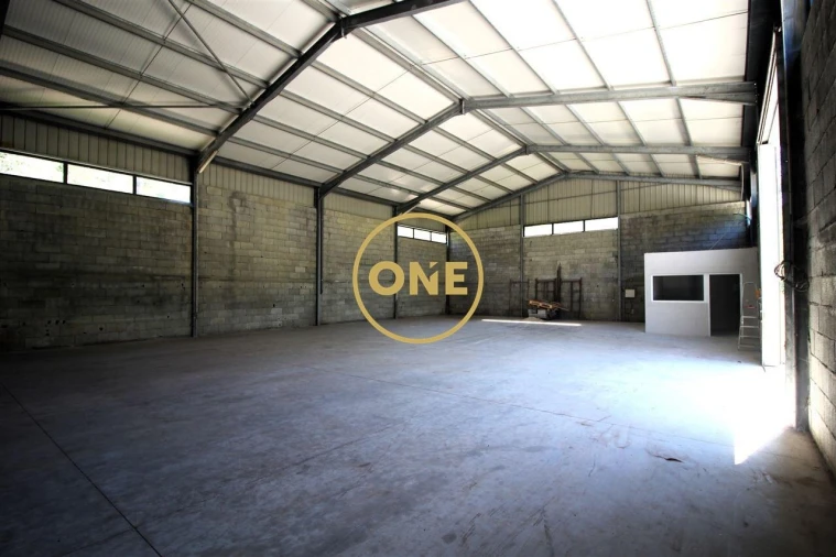 Armazém para Arrendamento em Rego Foto 5