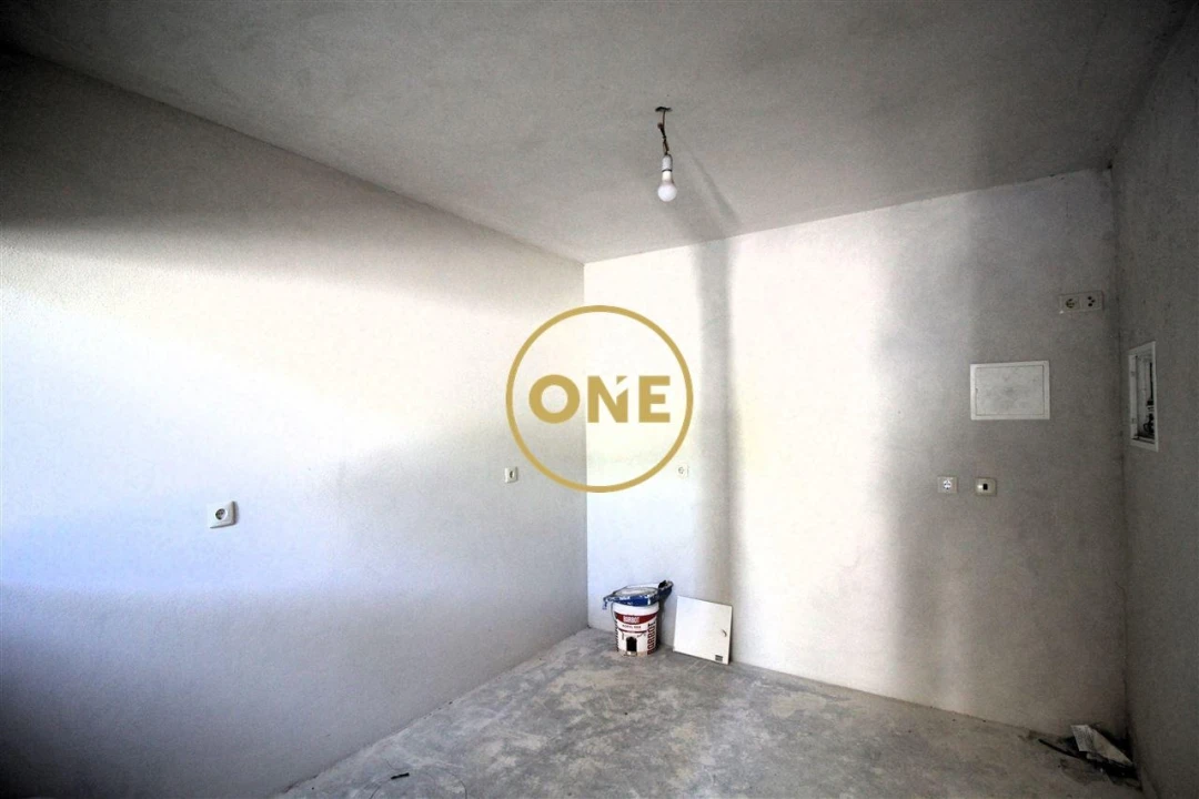 Armazém para Arrendamento em Rego Foto 7