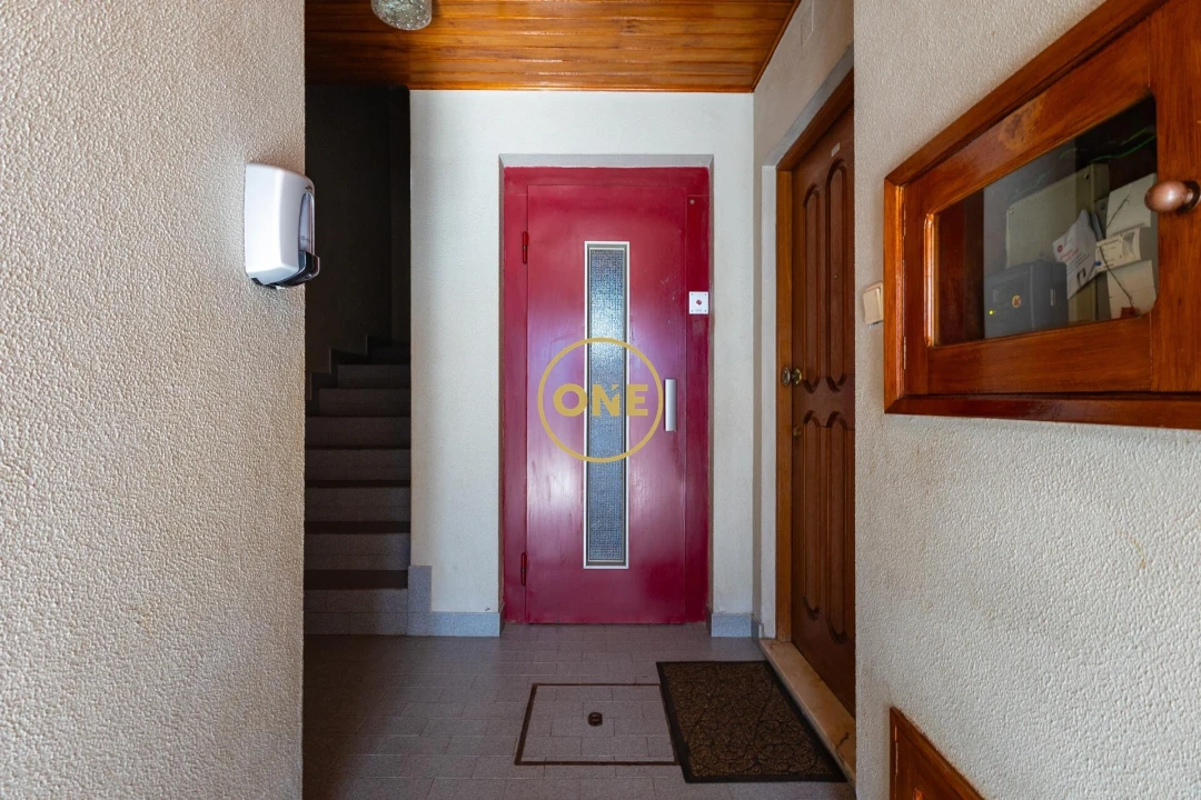 Apartamento T2 para Venda em Cidade da Maia Foto 15