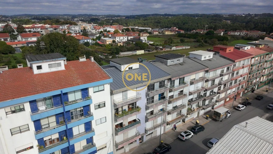 Apartamento T2 para Venda em Cidade da Maia Foto 17
