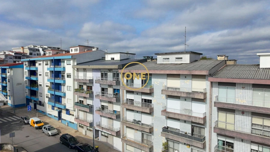 Apartamento T2 para Venda em Cidade da Maia Foto 19