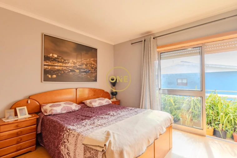 Apartamento T2 para Venda em Cidade da Maia Foto 5