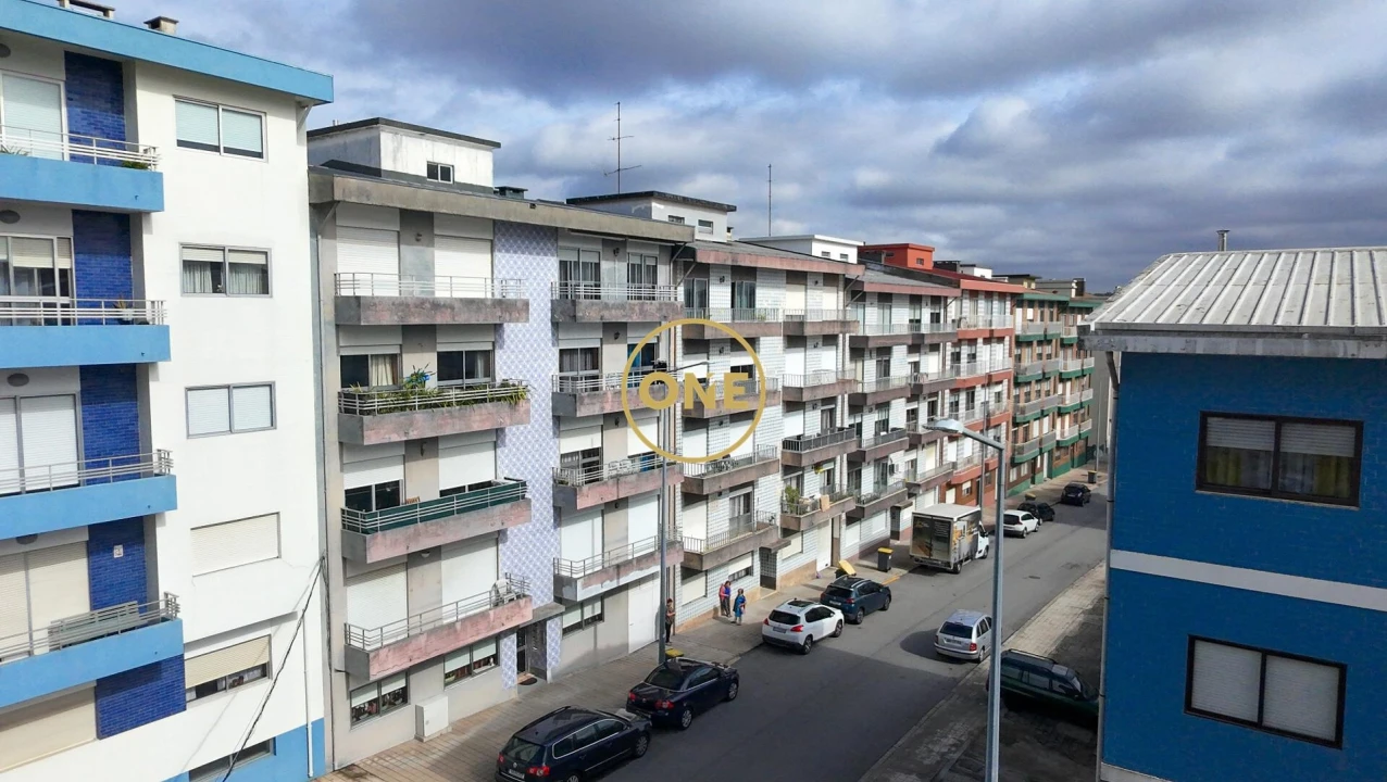 Apartamento T2 para Venda em Cidade da Maia Foto 16