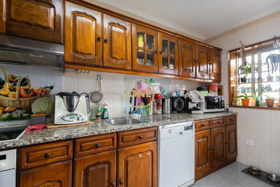 Apartamento T2 para Venda em Cidade da Maia Foto 9