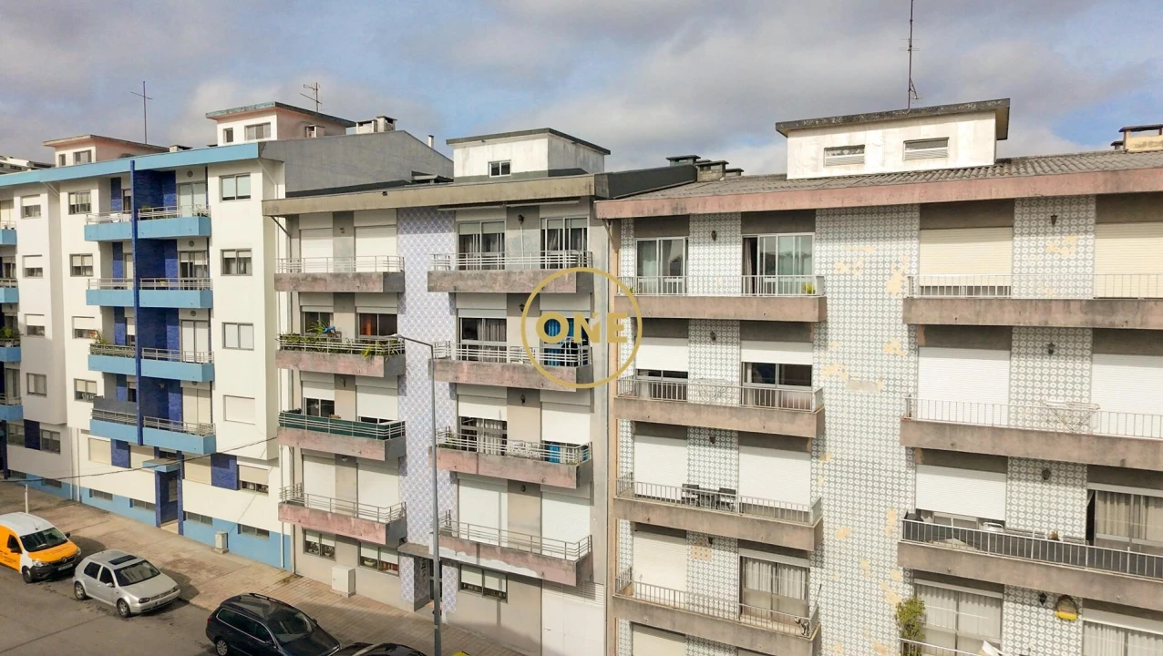 Apartamento T2 para Venda em Cidade da Maia Foto 18
