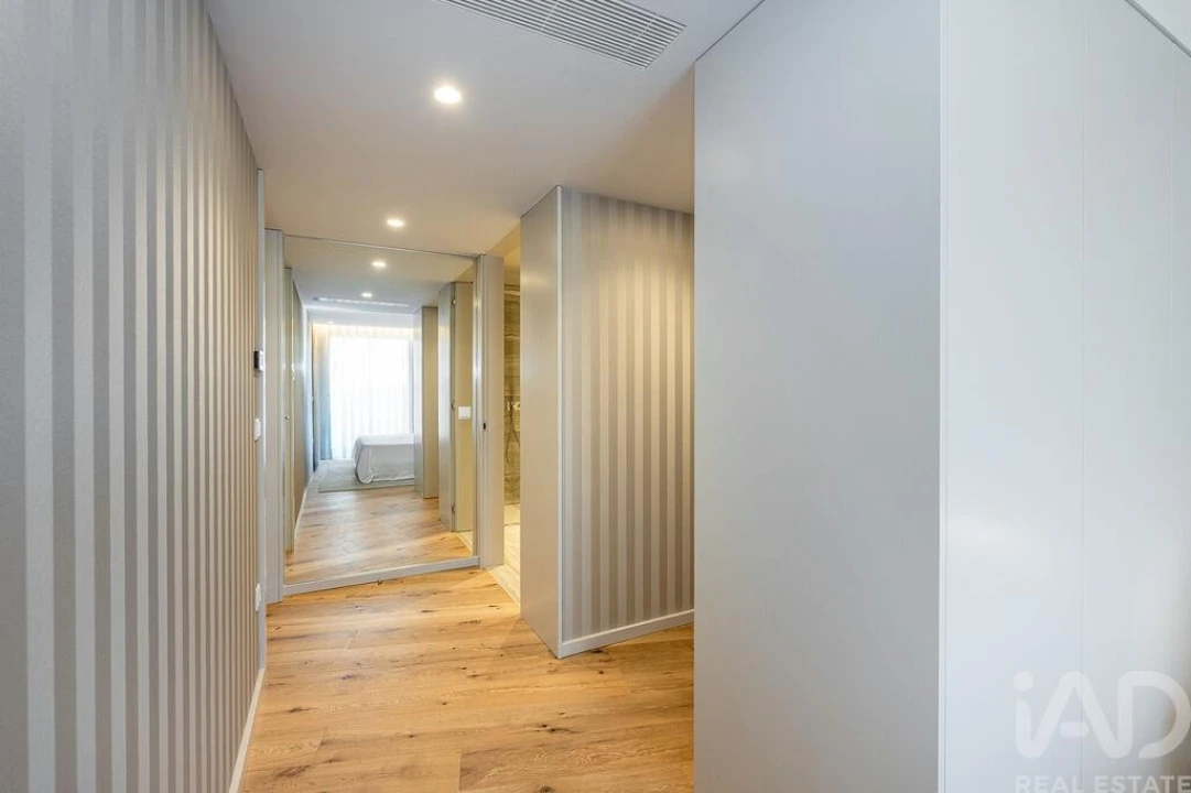 Apartamento T2 para Venda em São Felix da Marinha Foto 8