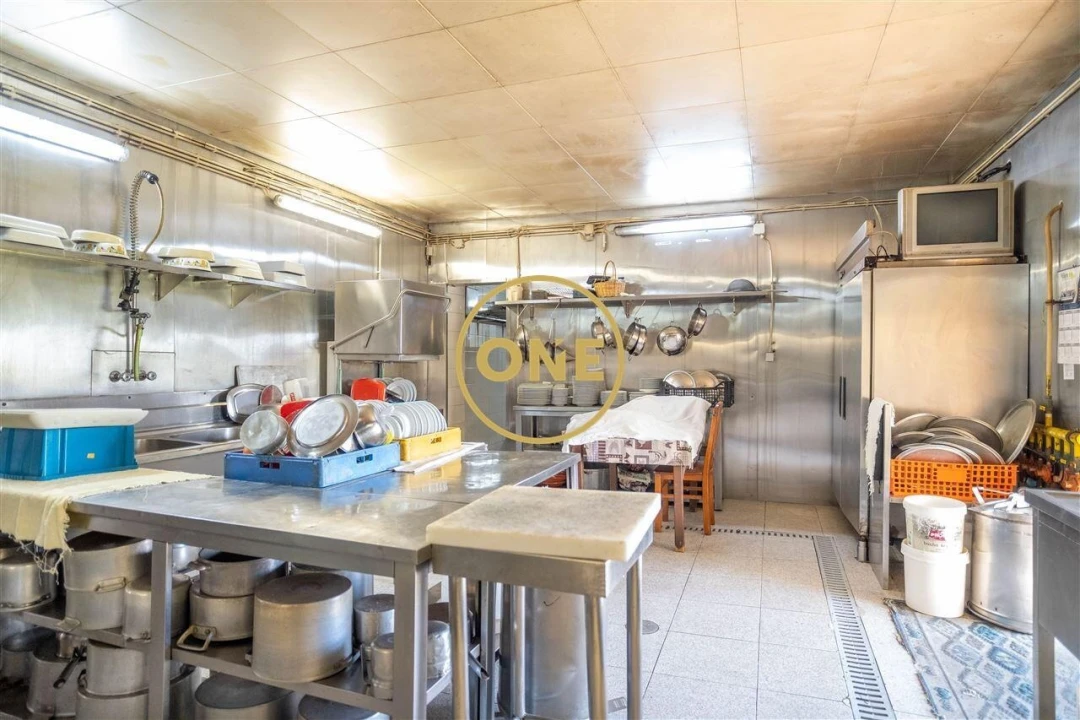 Negócio para Venda em Rates Foto 17