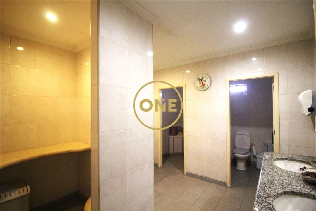 Negócio para Venda em Rates Foto 25