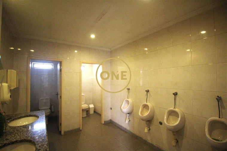 Negócio para Venda em Rates Foto 23