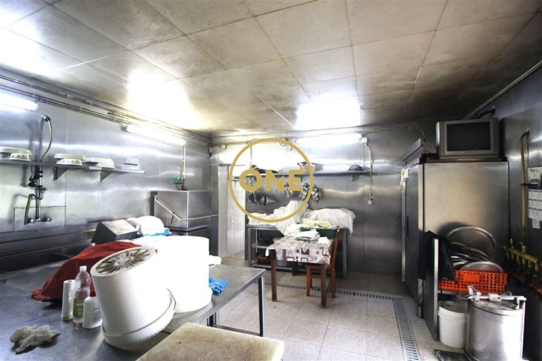 Negócio para Venda em Rates Foto 13