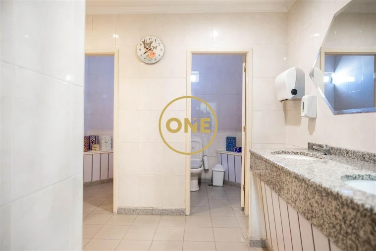 Negócio para Venda em Rates Foto 25