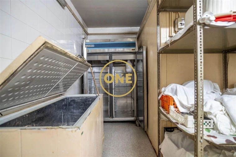 Negócio para Venda em Rates Foto 20