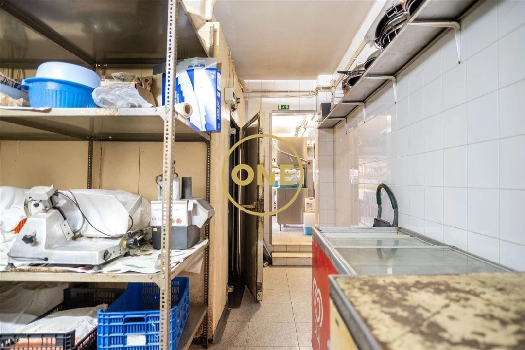 Negócio para Venda em Rates Foto 19