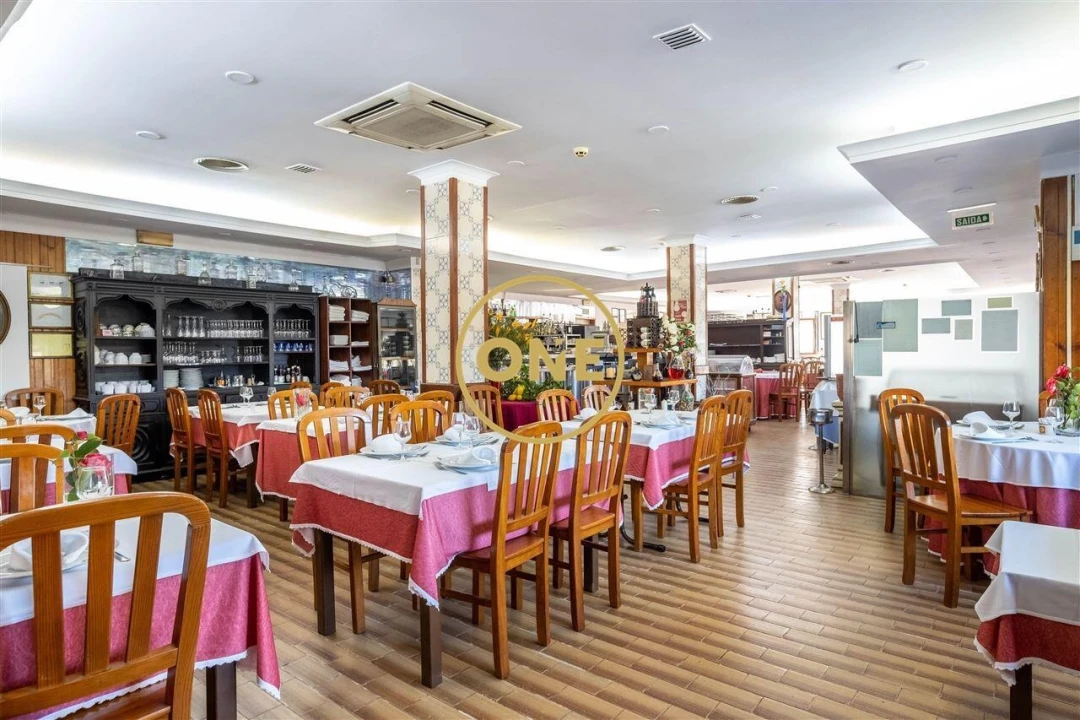 Negócio para Venda em Rates Foto 9