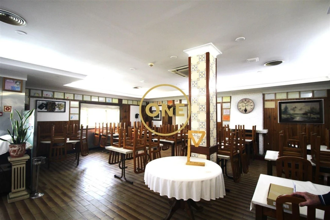 Negócio para Venda em Rates Foto 4