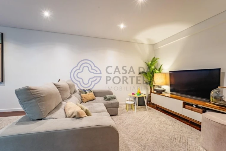 Apartamento T2 para Venda em Avintes Foto 5