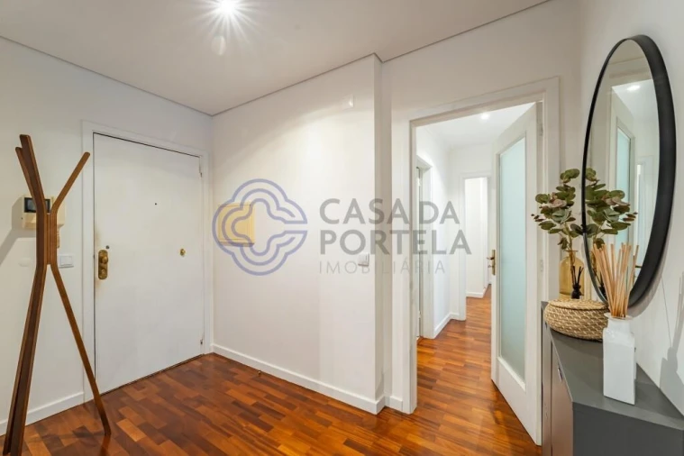 Apartamento T2 para Venda em Avintes Foto 3