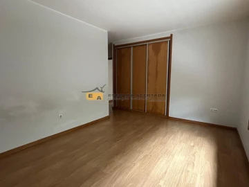 Apartamento T2 para Venda em Gondomar (São Cosme), Valbom e Jovim