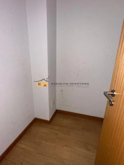 Apartamento T2 para Venda em Gondomar (São Cosme), Valbom e Jovim
