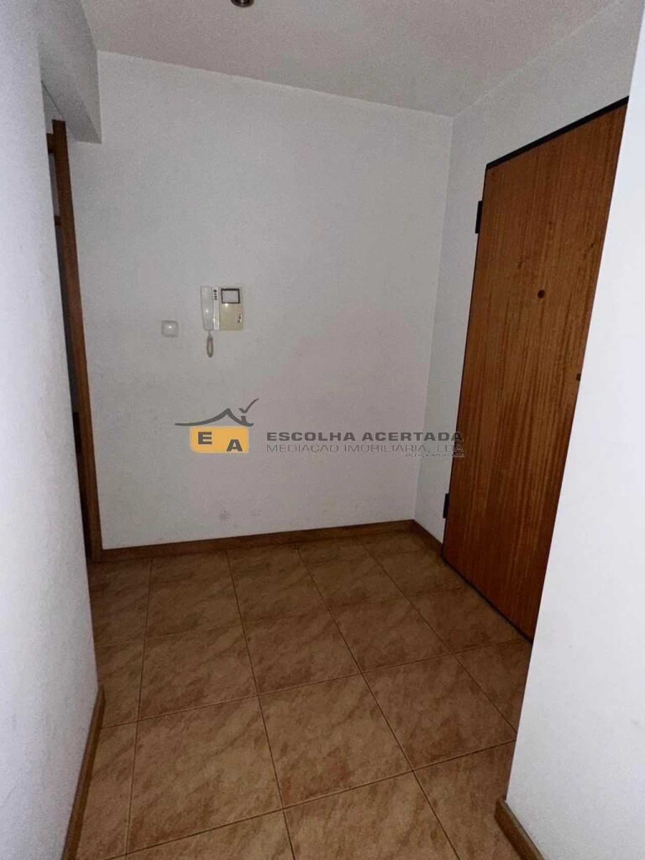 Apartamento T2 para Venda em Gondomar (São Cosme), Valbom e Jovim Foto 15