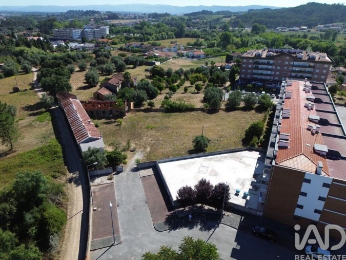 Terreno para Venda em Tamengos, Aguim e Óis do Bairro Foto 8