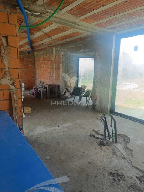 Moradia T3 para Venda em Areias, Sequeirô, Lama e Palmeira